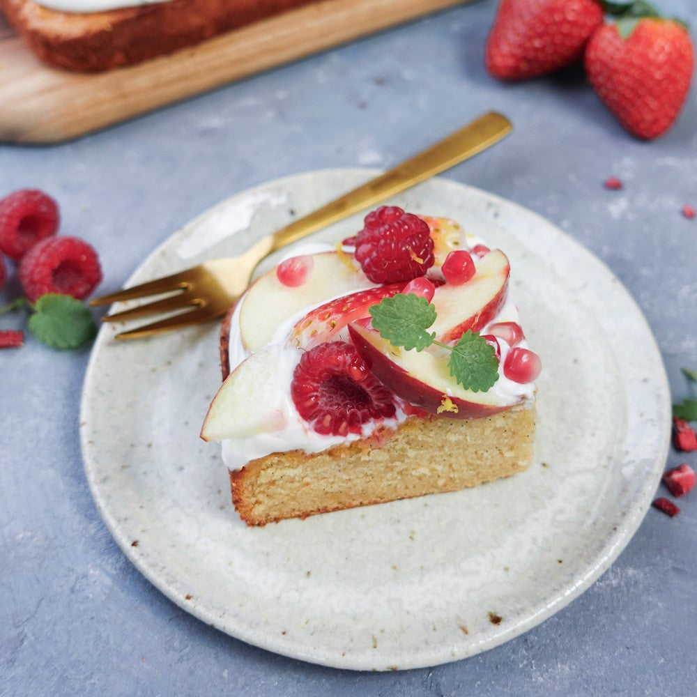 Vaniljekake med frukt