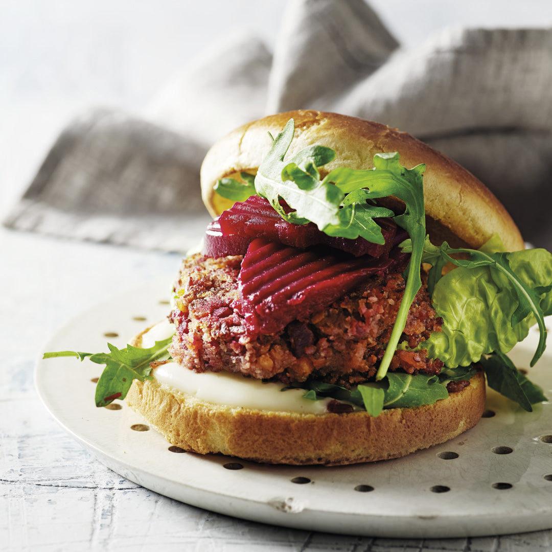 Rødbeteburger med rødbetesalsa